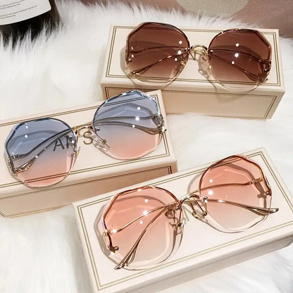 OFERTA ESPECIAL! SET X3 FASHION SUNGLASSES + REGALO SORPRESA